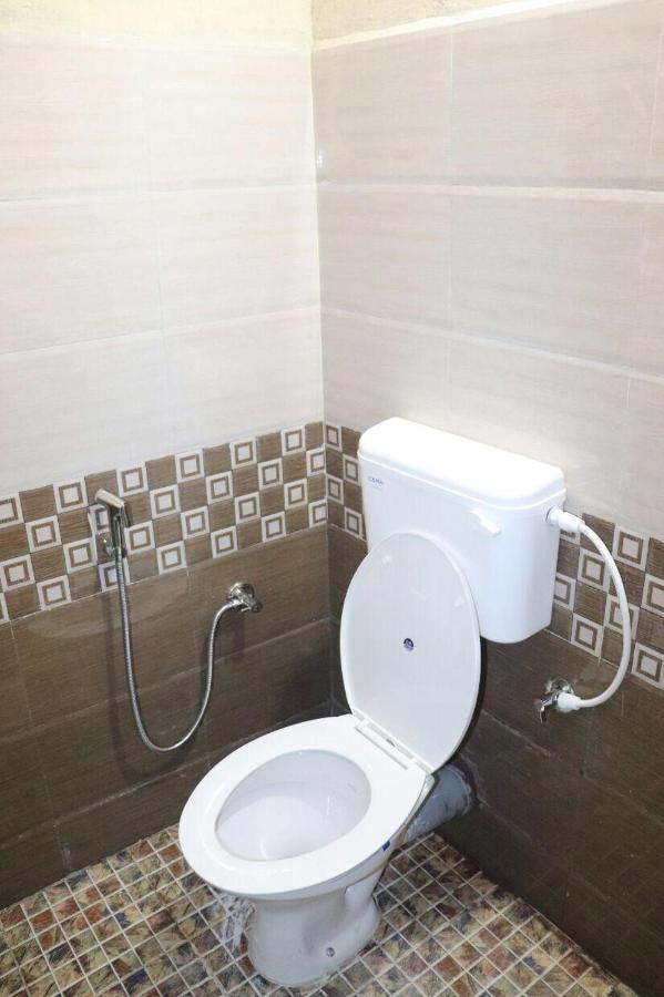 מדיקרי Kaikane Homestay מראה חיצוני תמונה