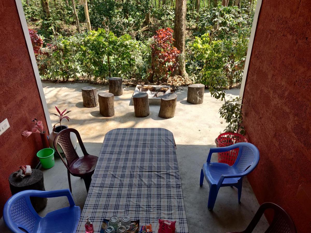מדיקרי Kaikane Homestay מראה חיצוני תמונה